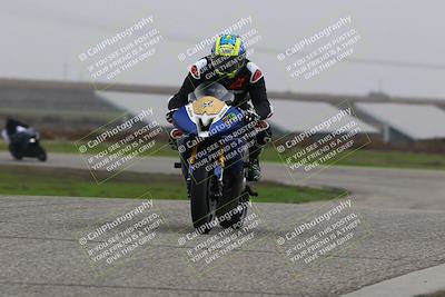 media/Nov-29-2025-TrackDaz (Sat) [[10ae2d9bce]]/C Group/Session 4 (Wheelie Bump)/